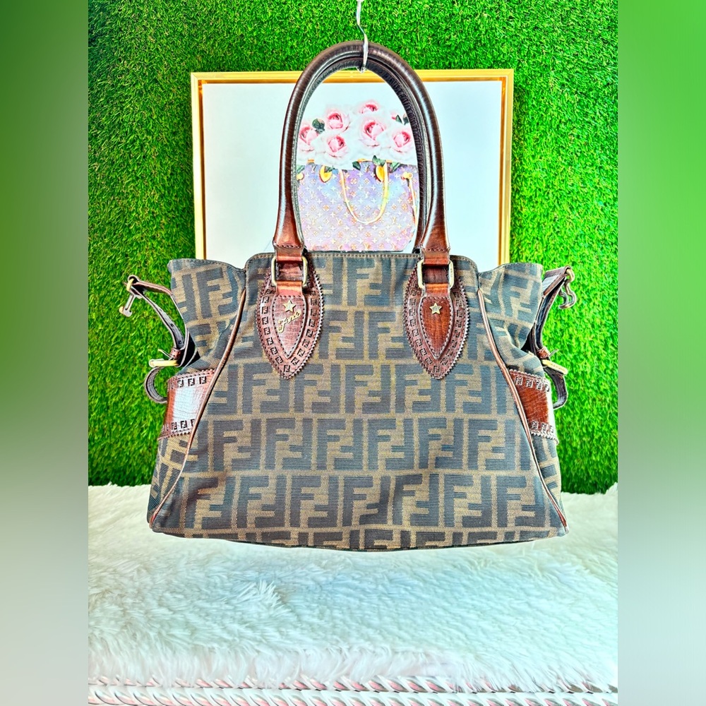 ❤️ Fendi Vintage Tobacco Zucca Chef De Jour Bag 630P90